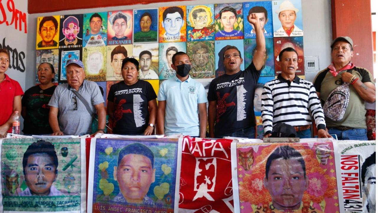 AMLO muestra "respeto" por los padres de Ayotzinapa tras el fin del ...