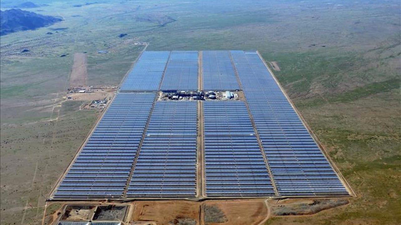 Australia aprueba la construcción de la planta solar más grande del ...